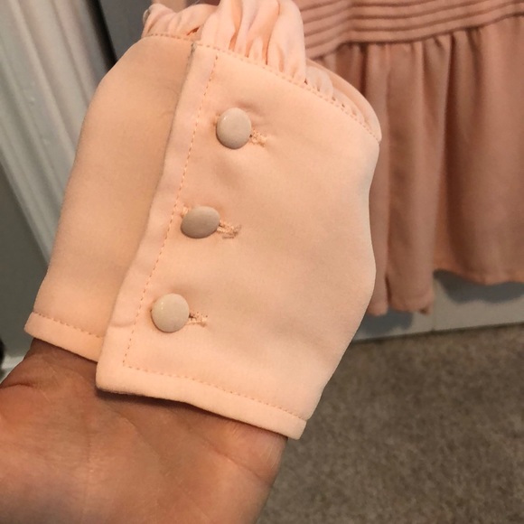 Blush romper - Picture 2 of 7